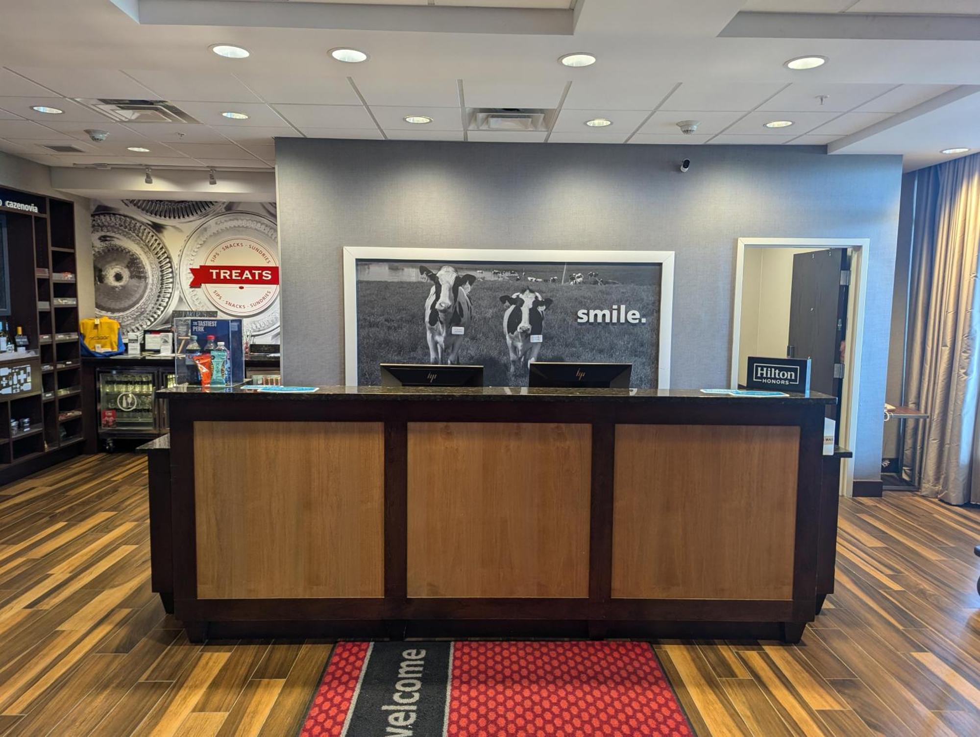 Hampton Inn & Suites Cazenovia, Ny Exterior foto